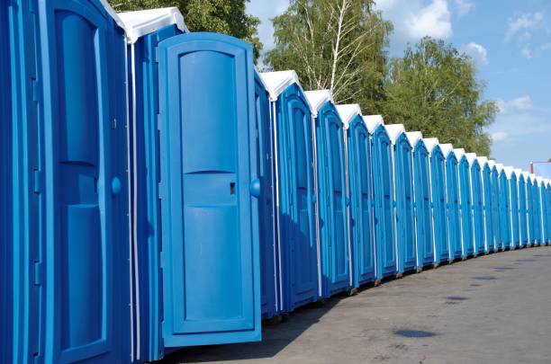 Best Porta potty rental near me  in La Plata, MO